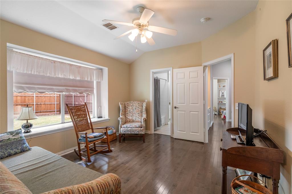 1001 Willowgate Drive Property Photo 23