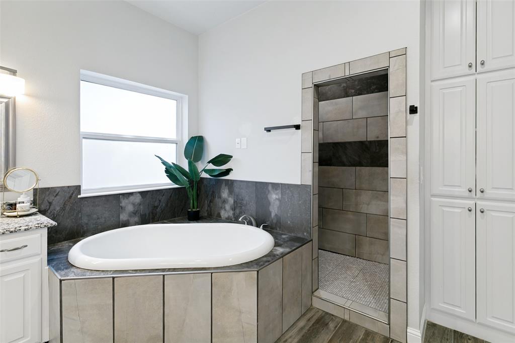 4920 Birchman Avenue Property Photo 22