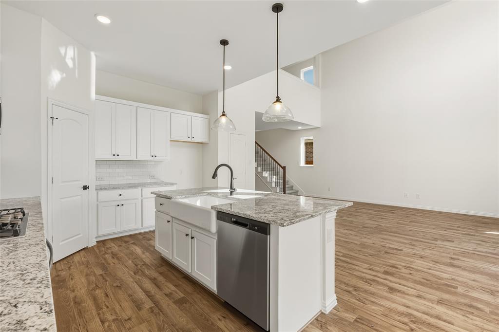 1809 Goose Pond Road Property Photo 10