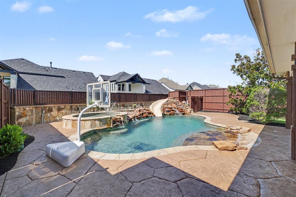 1632 Sandstone Drive Property Photo 1