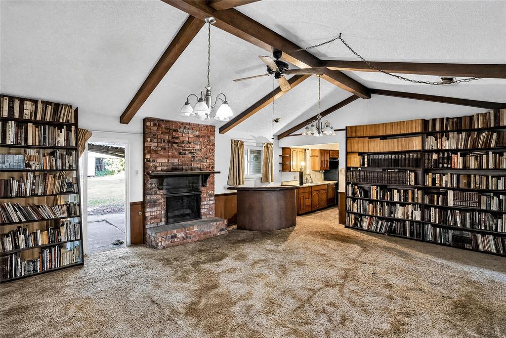 2108 Barton Drive Property Photo 8