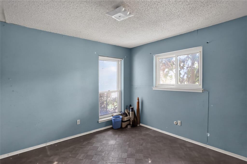 2108 Barton Drive Property Photo 17