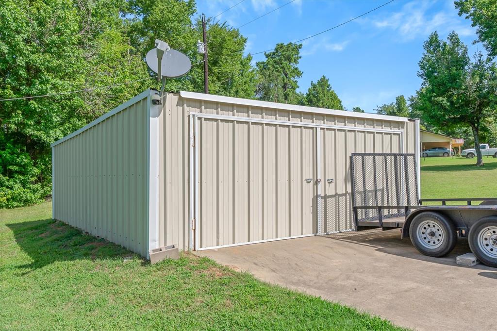222 County Road 4850 Property Photo 38