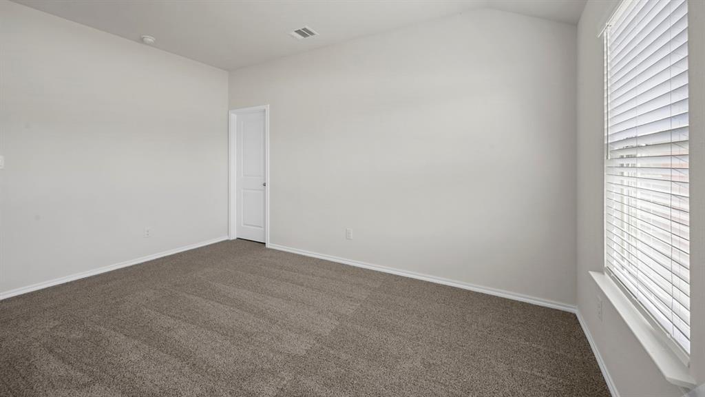 2332 32nd Street Property Photo 10