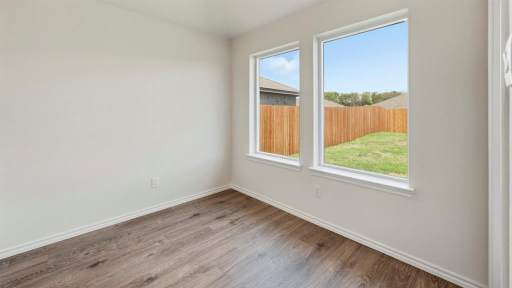 2362 32nd Street Property Photo 1