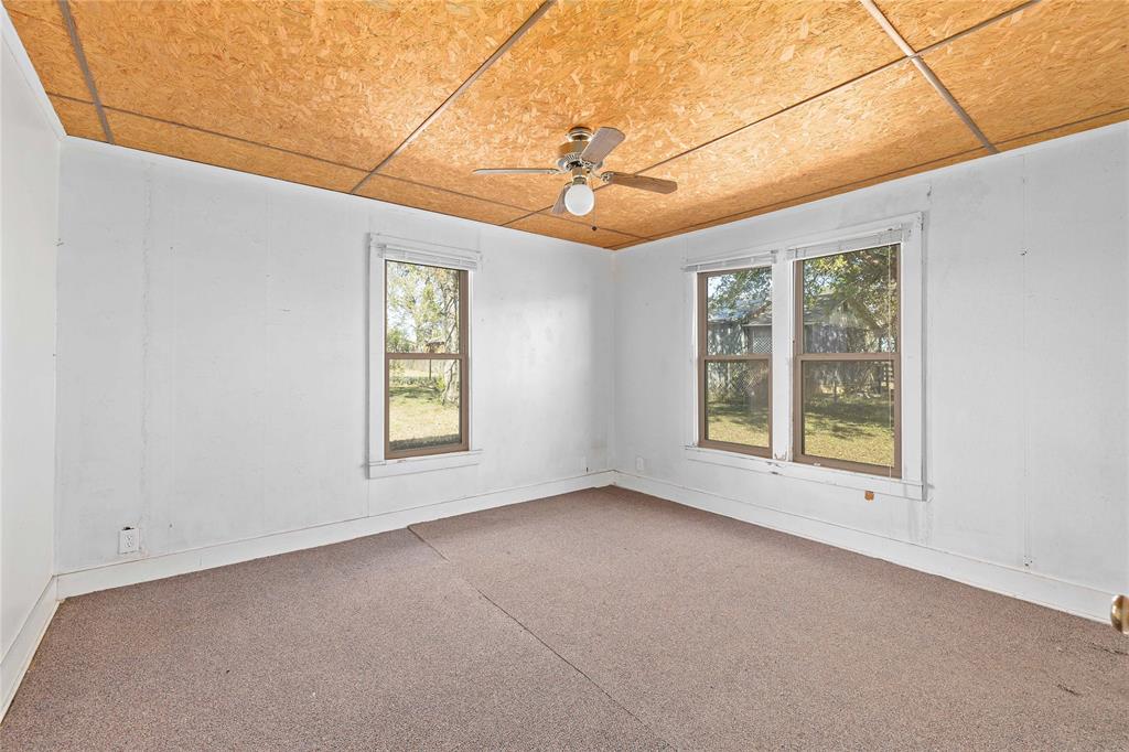 2609 Coggin Avenue Property Photo 10