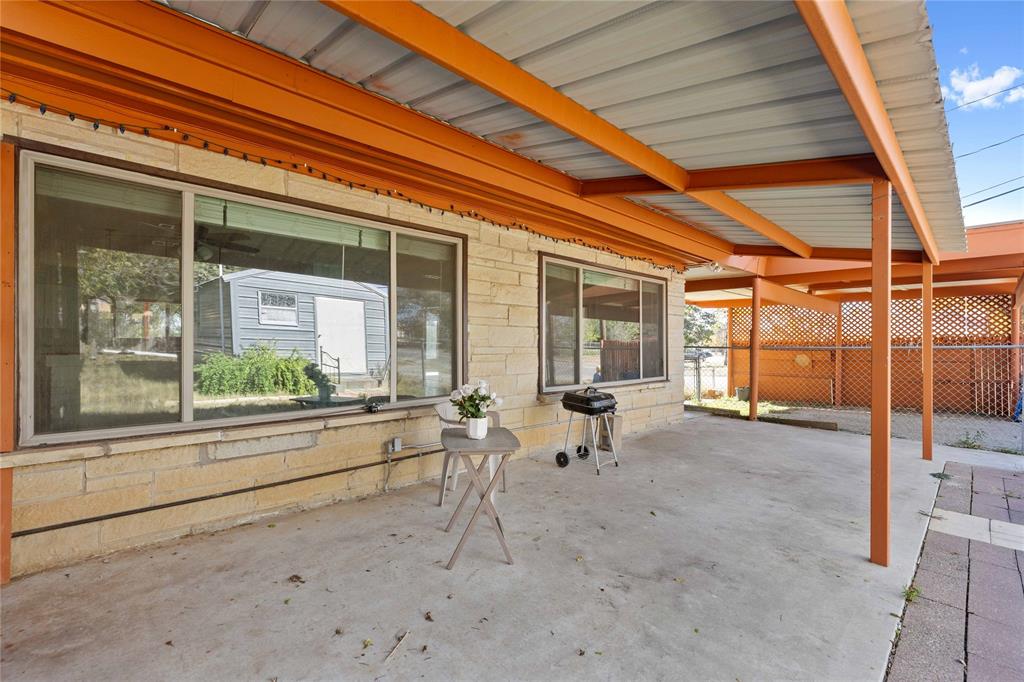 2609 Coggin Avenue Property Photo 13