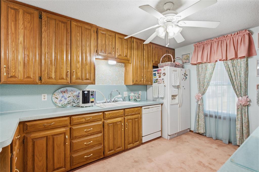213 White Drive Property Photo 13