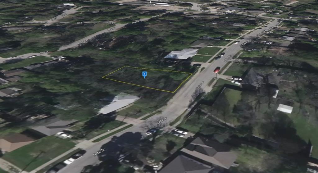 715 Cedar Drive Property Photo 3