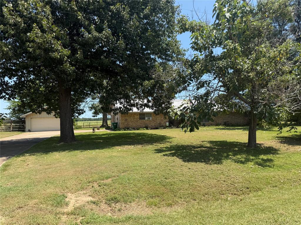 446 County Road 1605 Property Photo 5