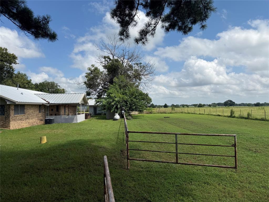 446 County Road 1605 Property Photo 20