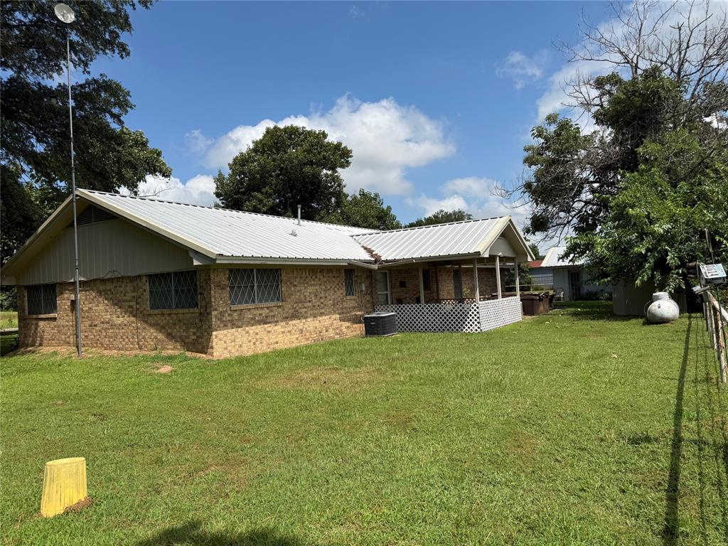 446 County Road 1605 Property Photo 21