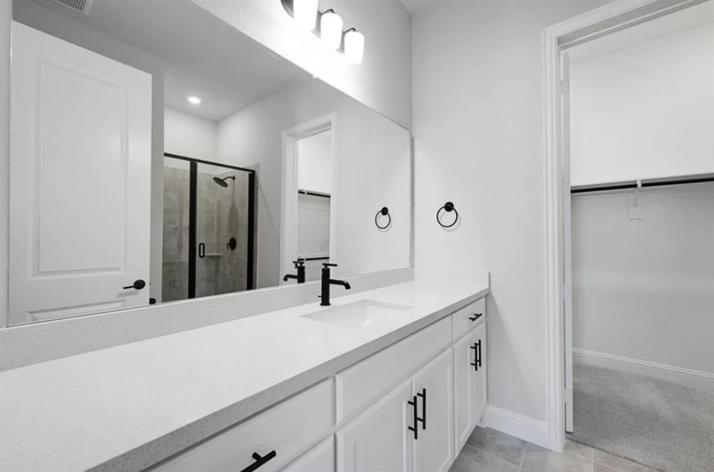 1612 Yellow Rose Road Property Photo 28