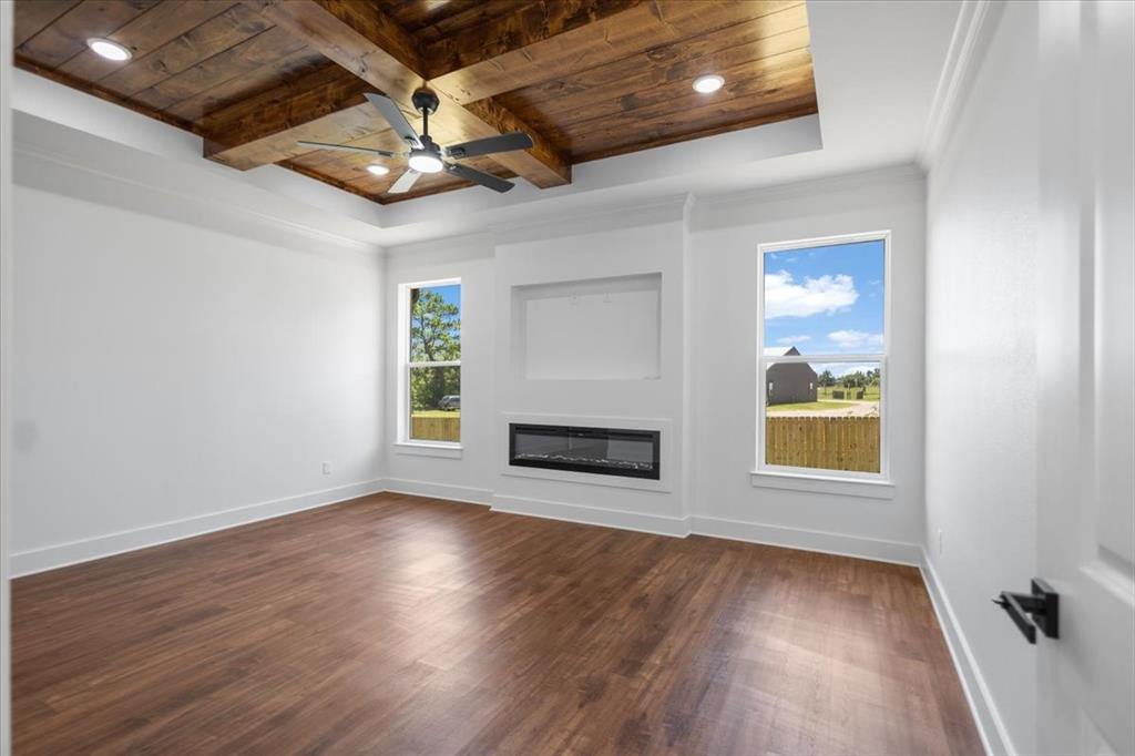 17402 Woodcrest Circle Property Photo 22
