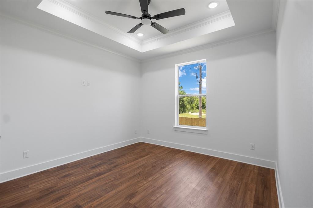 17402 Woodcrest Circle Property Photo 36