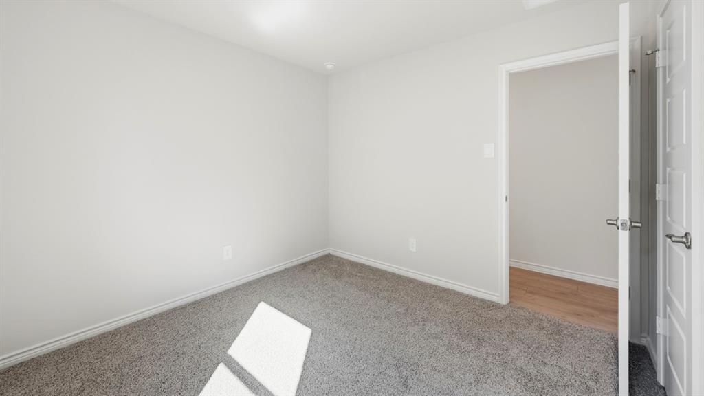 2025 Whispering Lane Property Photo 12