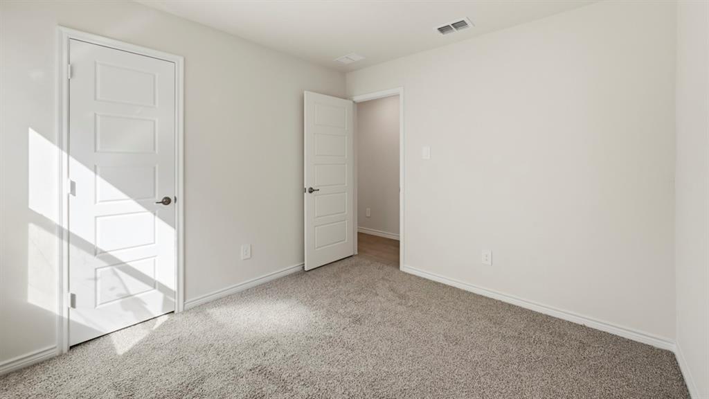 2025 Whispering Lane Property Photo 16