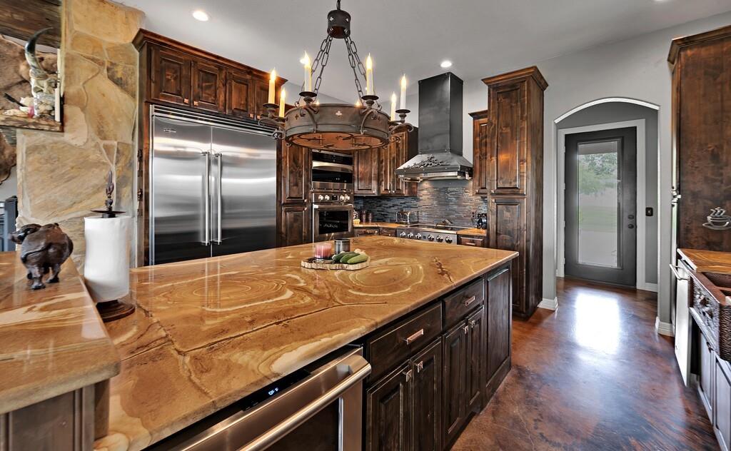 5004 Gholson Road Property Photo 8