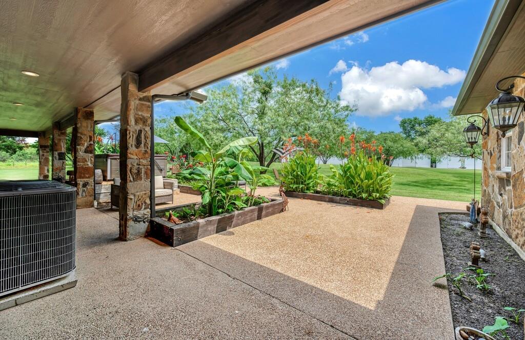 5004 Gholson Road Property Photo 22