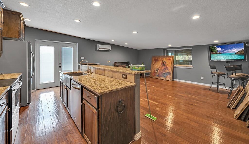 5004 Gholson Road Property Photo 28