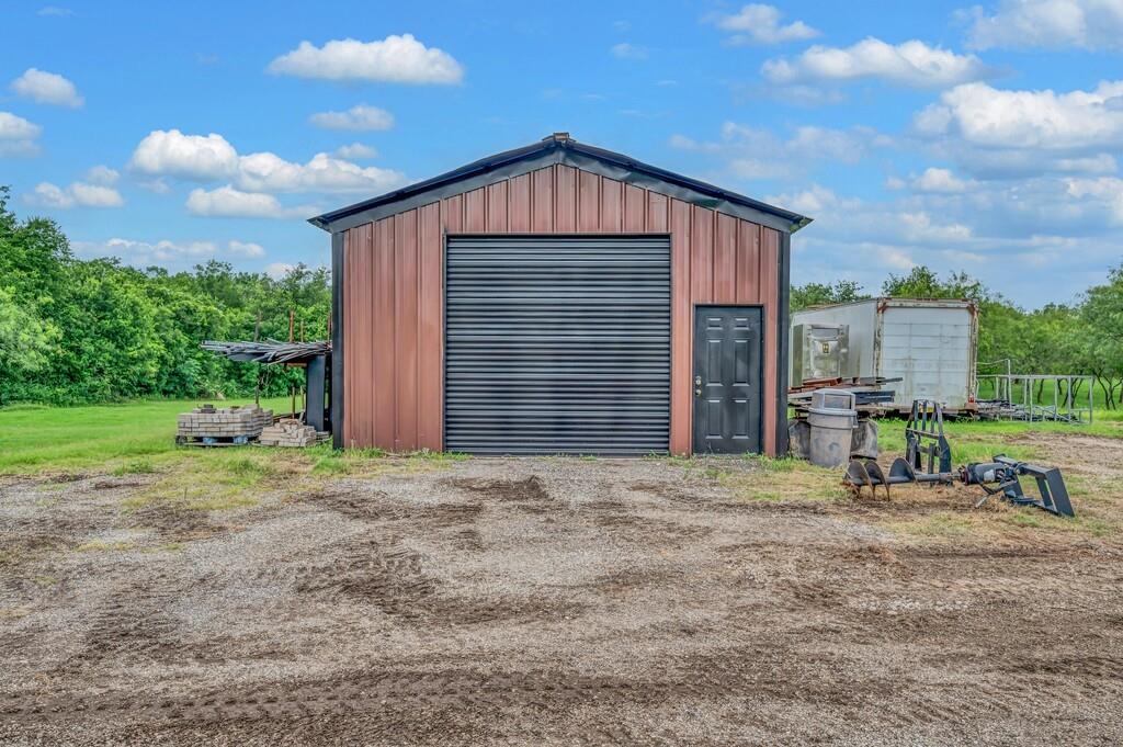 5004 Gholson Road Property Photo 33