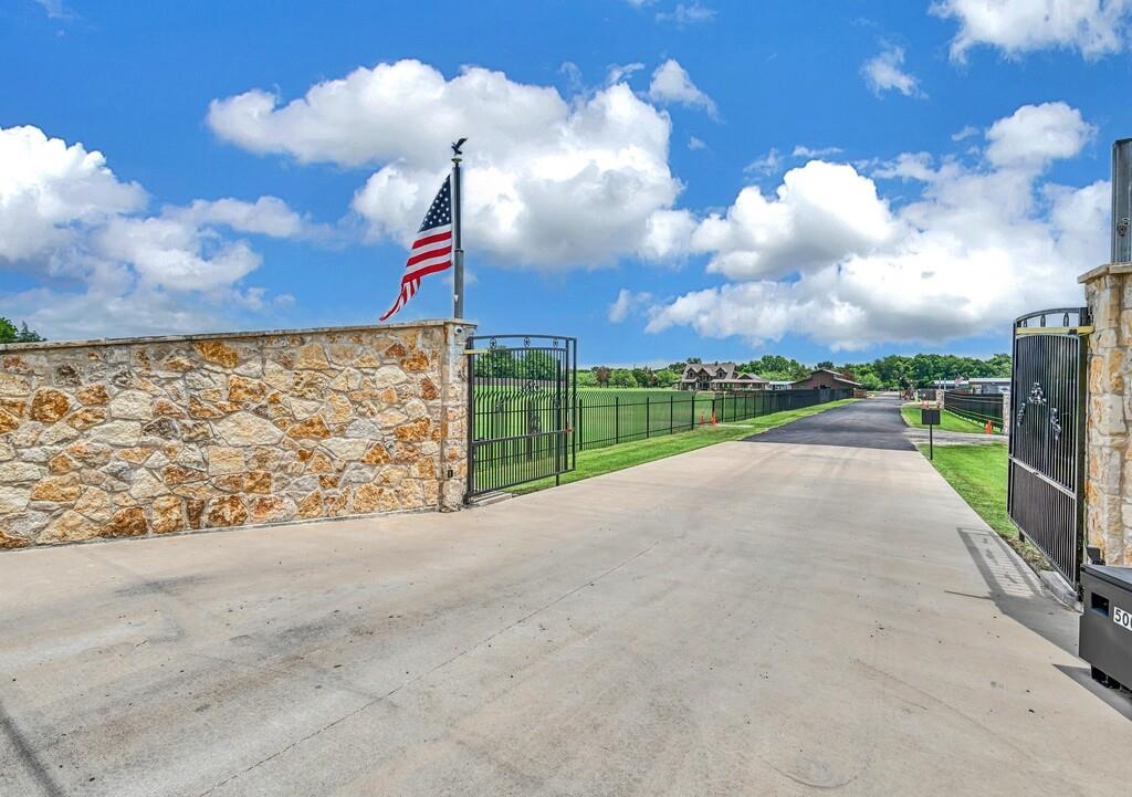 5004 Gholson Road Property Photo 34