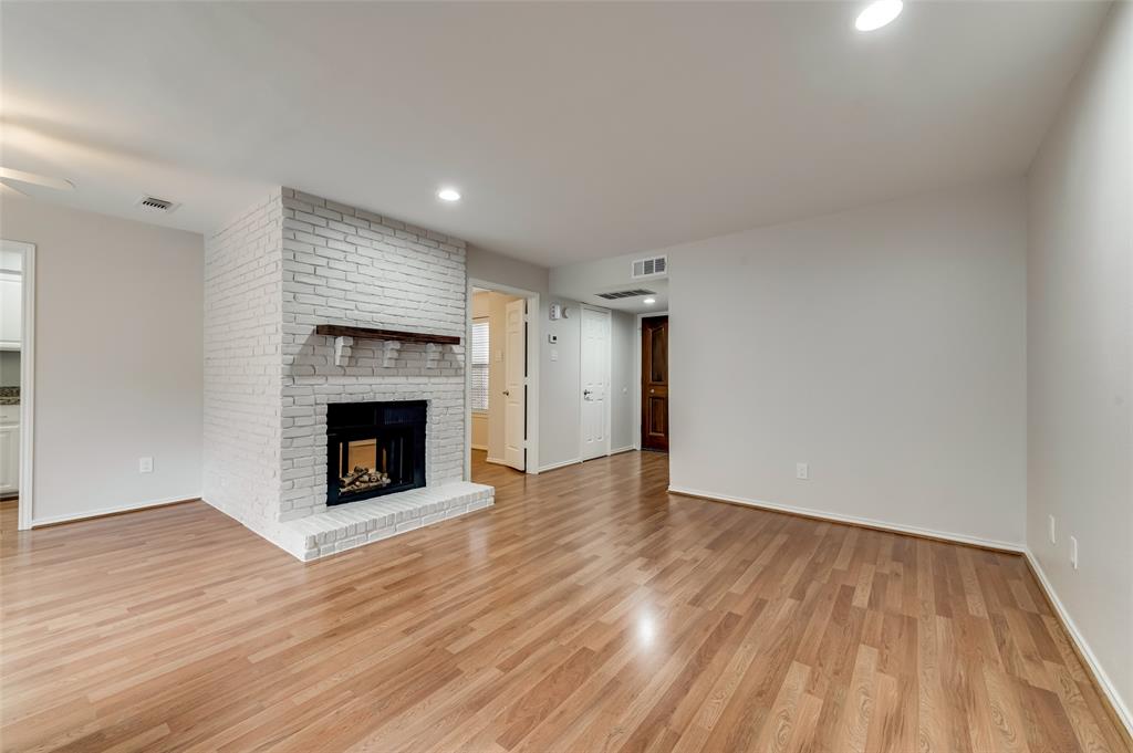 3434 Daniel Avenue D Property Photo 4