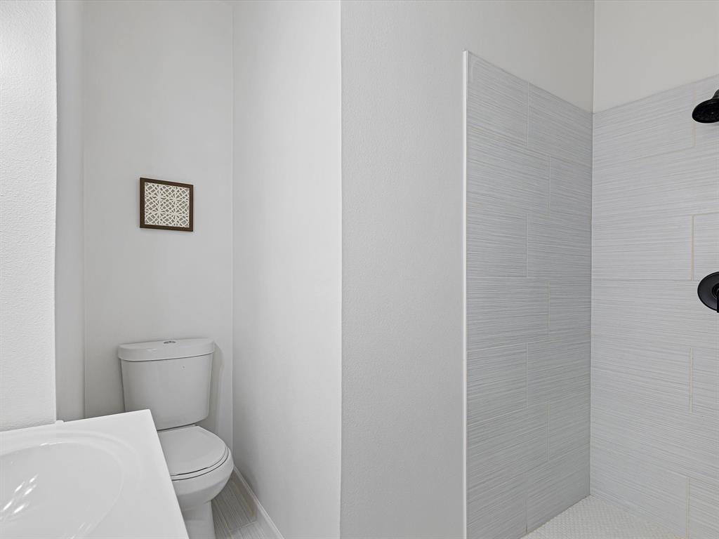 611 Cherry Street Property Photo 17