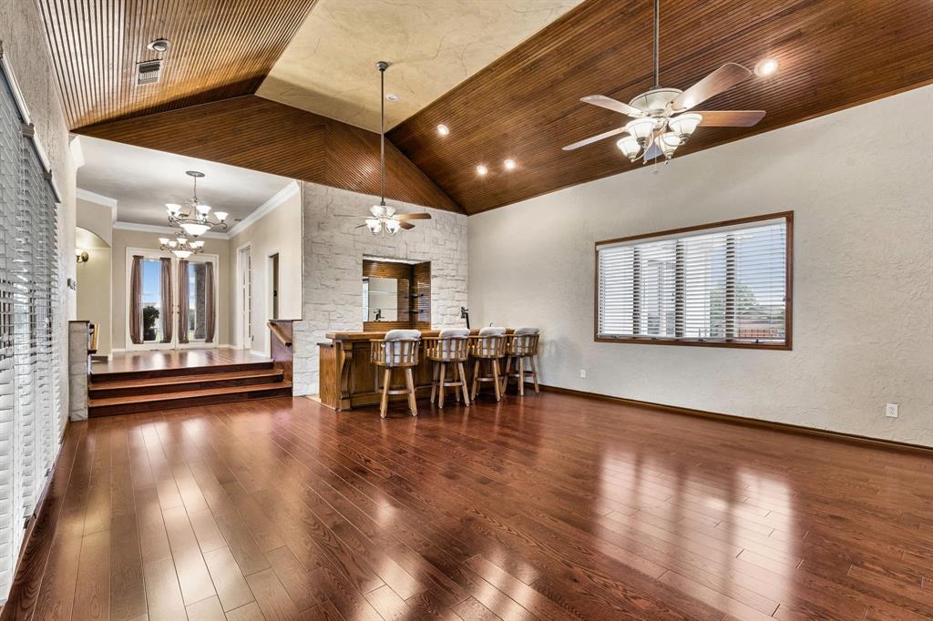 13116 Hillcrest Boulevard Property Photo 16