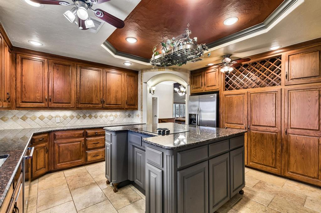 13116 Hillcrest Boulevard Property Photo 22