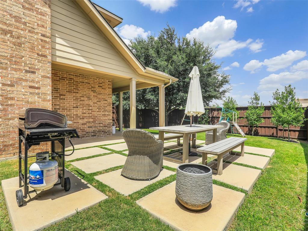 12000 Sunny Street Property Photo 1