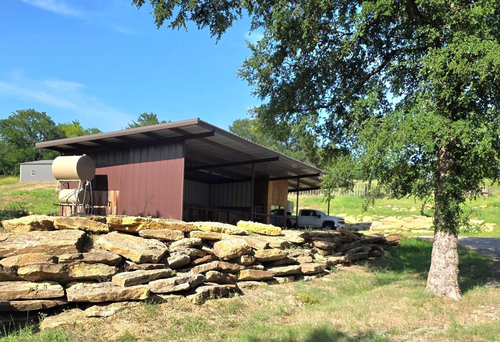 1746 S Fm 372 Property Photo 18
