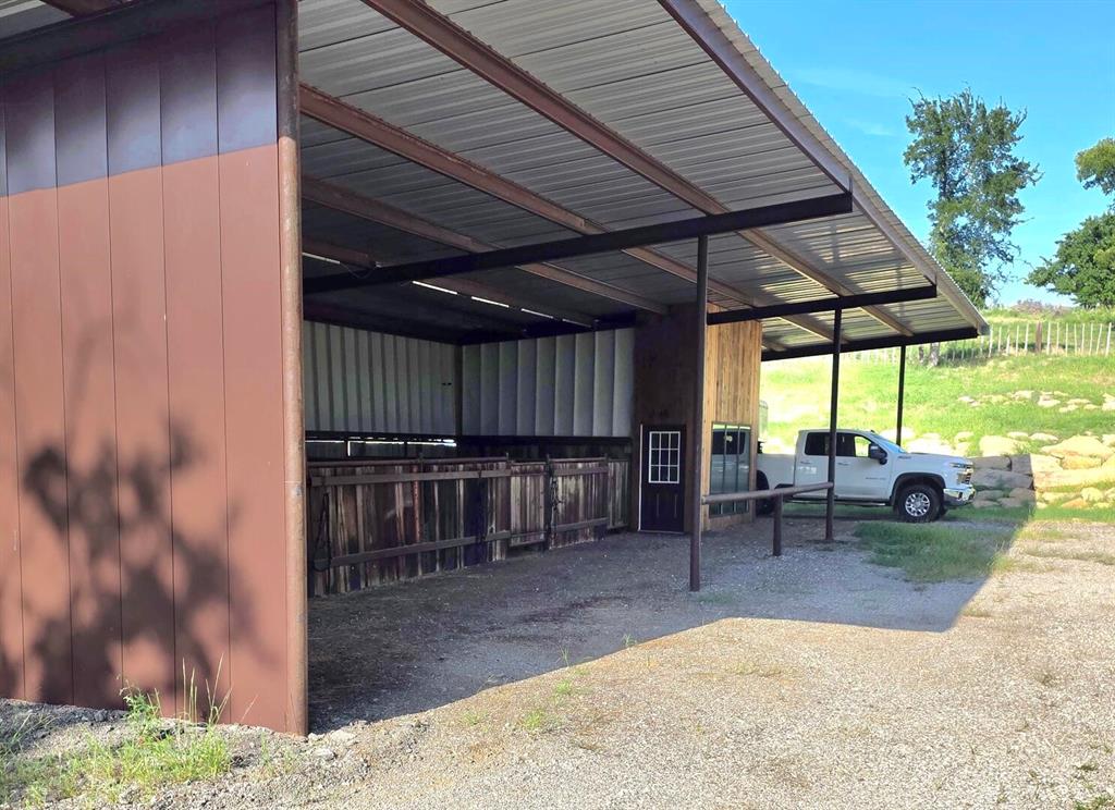 1746 S Fm 372 Property Photo 19