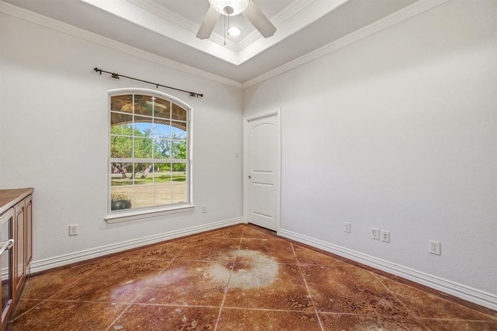 910 Mallard Pointe Drive Property Photo 11