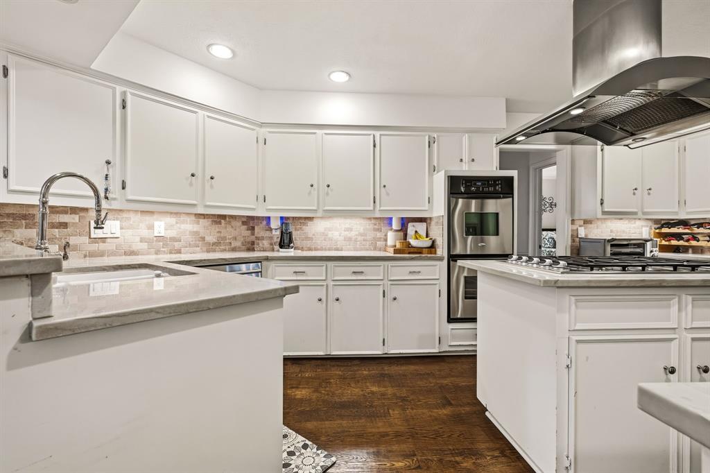 7210 Meadow Road Property Photo 8