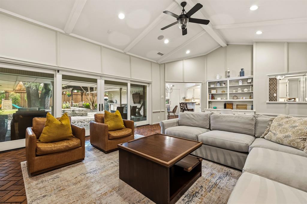 7210 Meadow Road Property Photo 14