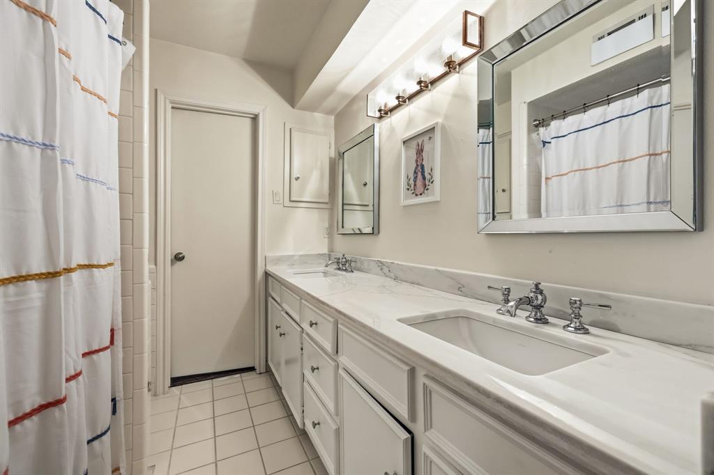7210 Meadow Road Property Photo 23