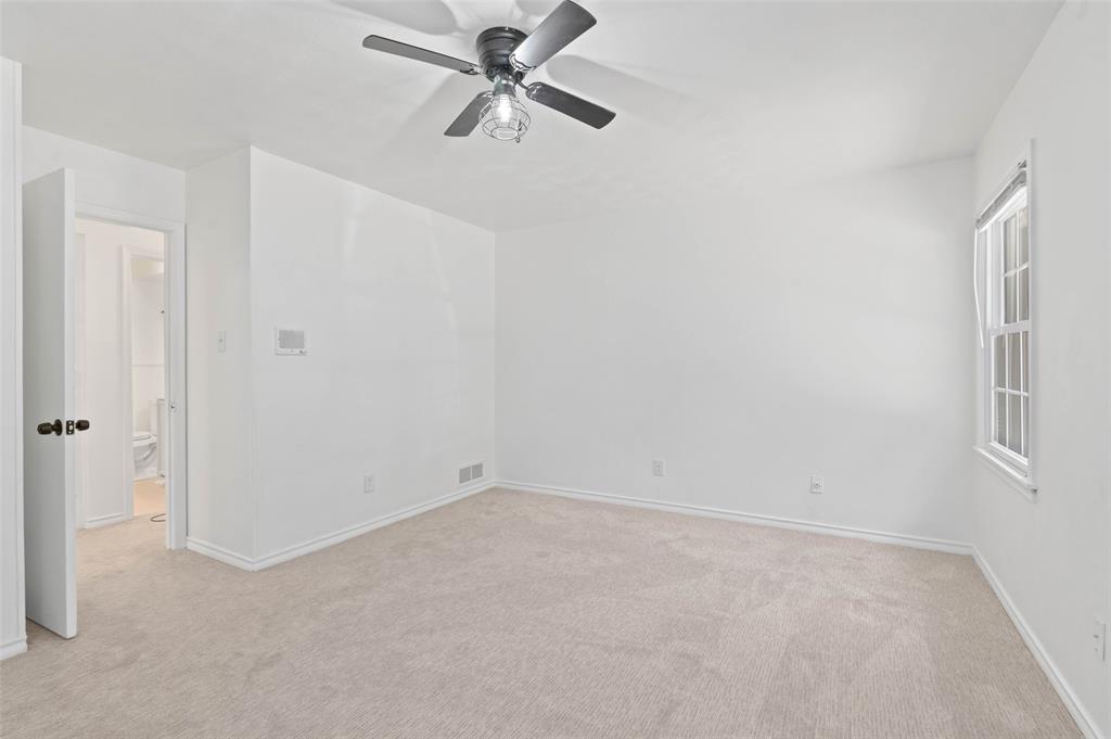 841 Brookwood Drive Property Photo 8