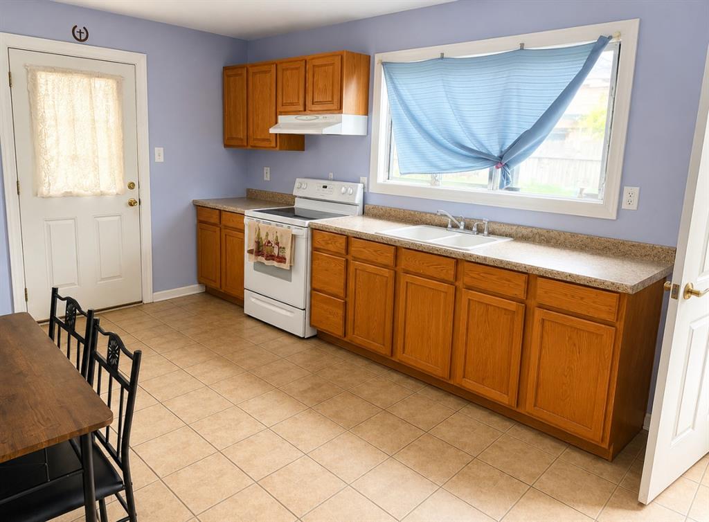 306 5th Street Property Photo 2