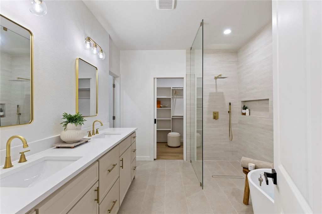2536 56th Street Property Photo 12