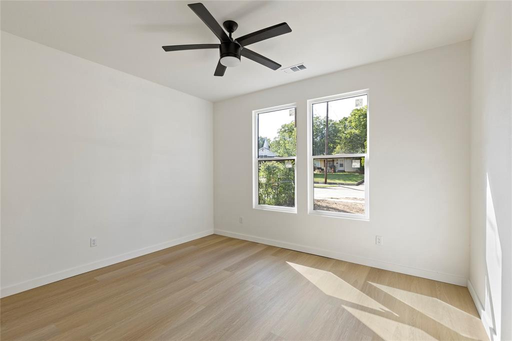 2536 56th Street Property Photo 16