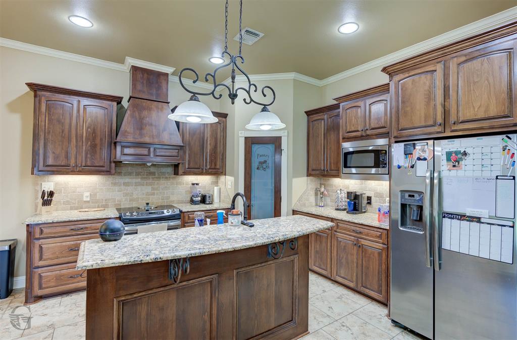 2728 Caplis Sligo Plantation Drive Property Photo 5