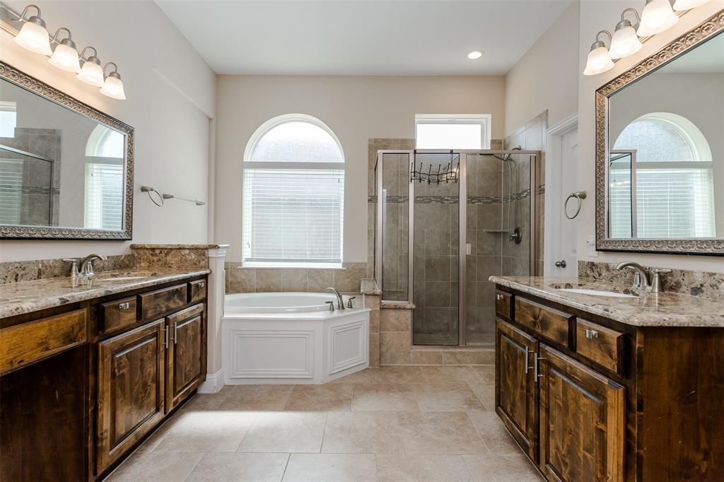 2545 Lakebend Drive Property Photo 6