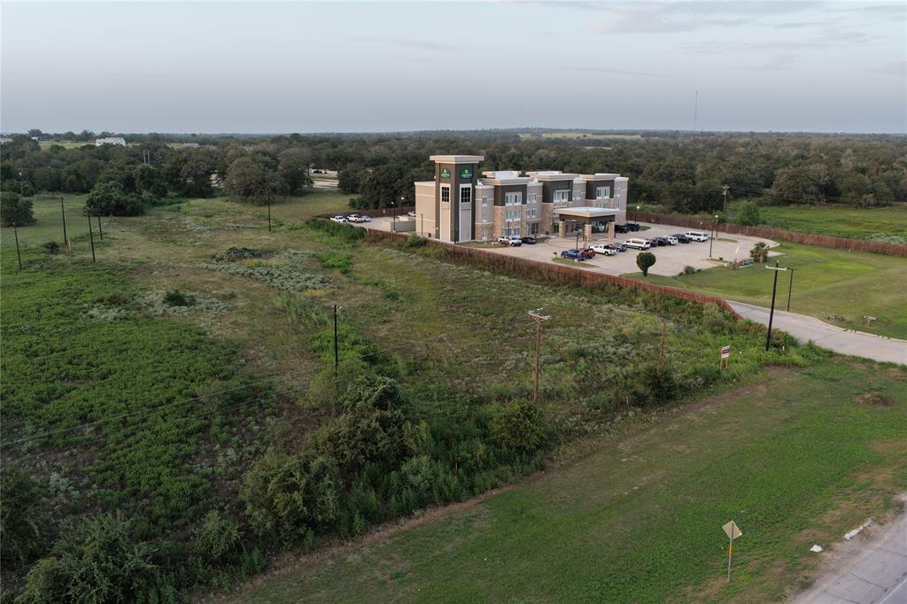 00 Hwy 90 Property Photo 6