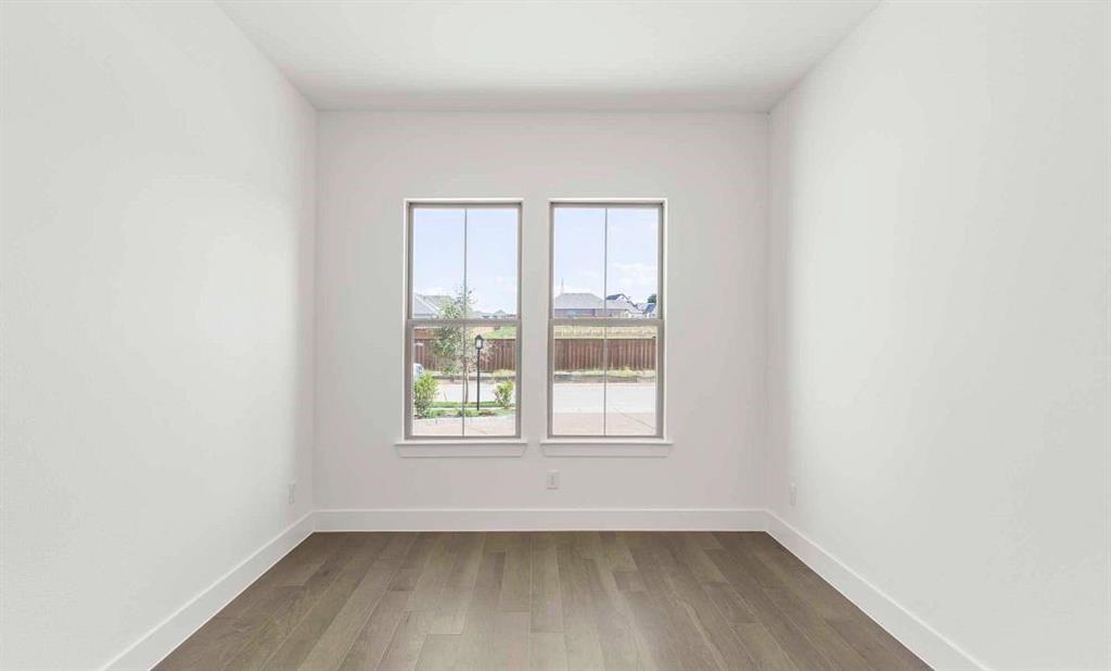 923 Stellar Truth Way Property Photo 15