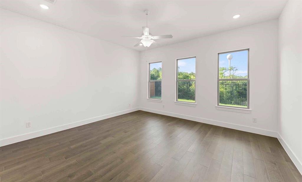 923 Stellar Truth Way Property Photo 27
