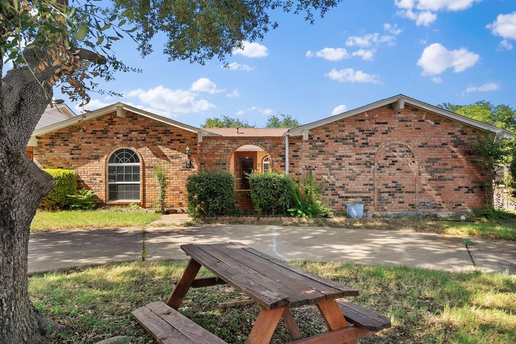 1801 Tameria Drive