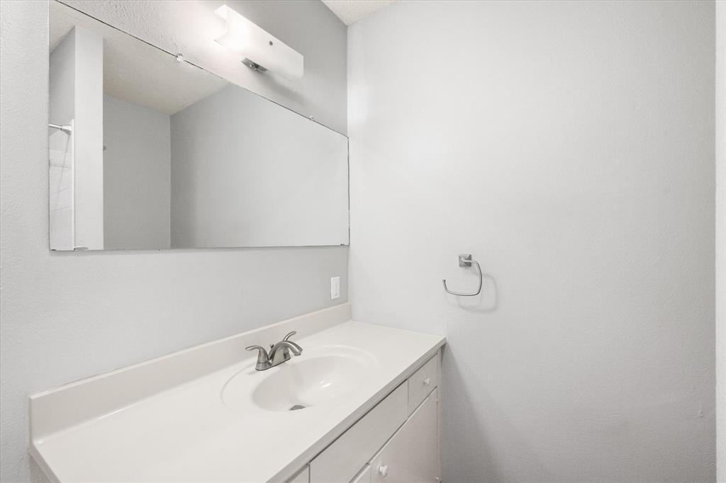 376 Westview Terrace Property Photo 28