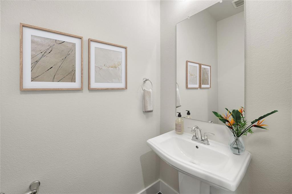 10020 Cresent Drive Property Photo 21