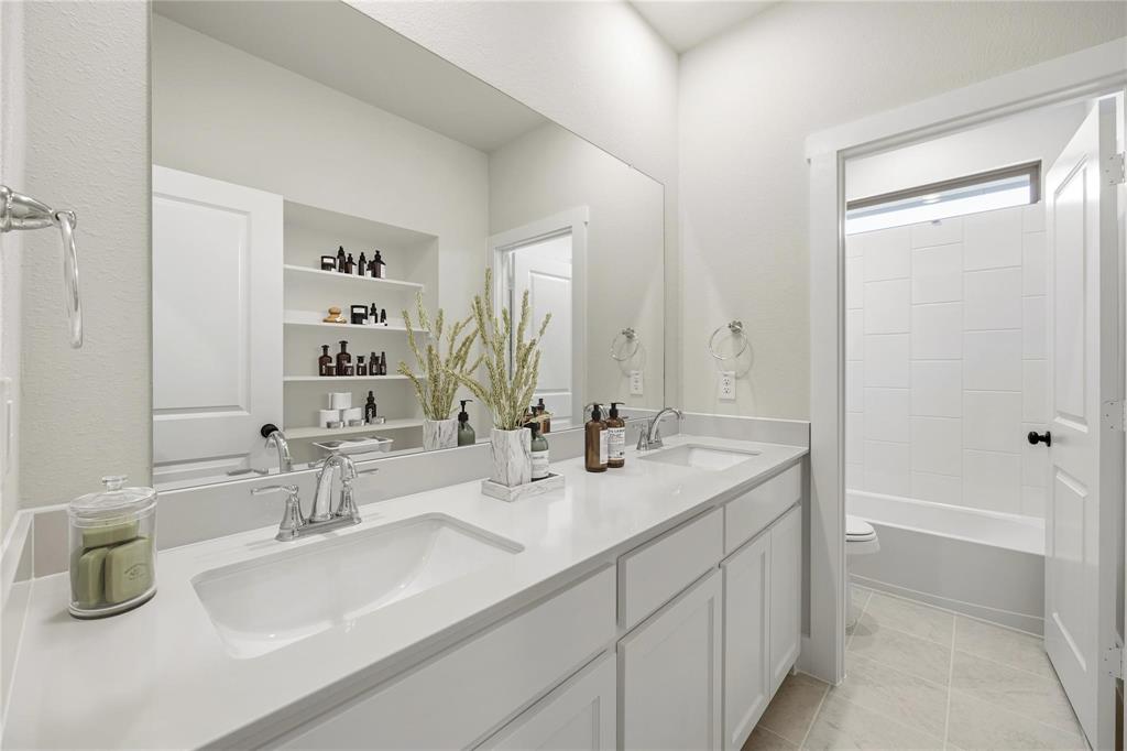 10020 Cresent Drive Property Photo 32